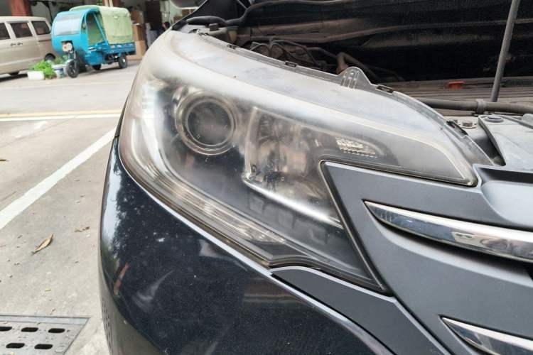Used Honda CR-V 2012 2.4L four-wheel drive luxury version Right Front Headlight
