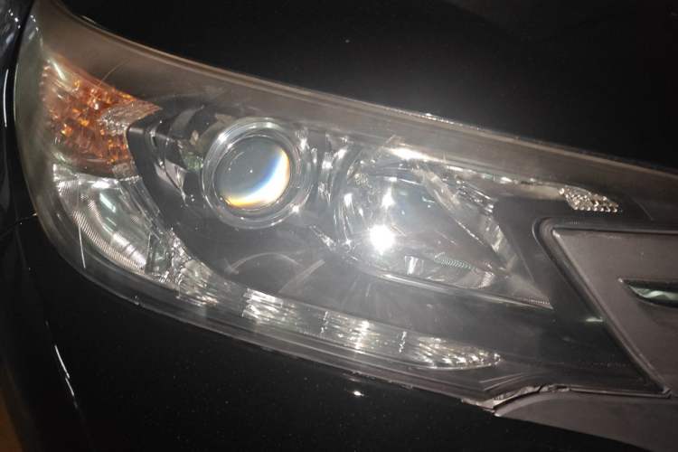Used Honda CR-V 2012 2.0L two-wheel drive urban version Right Front Headlight