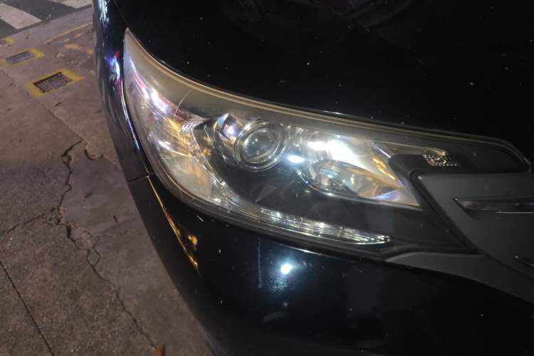 Used Honda CR-V 2012 2.4L four-wheel drive luxury version Right Front Headlight