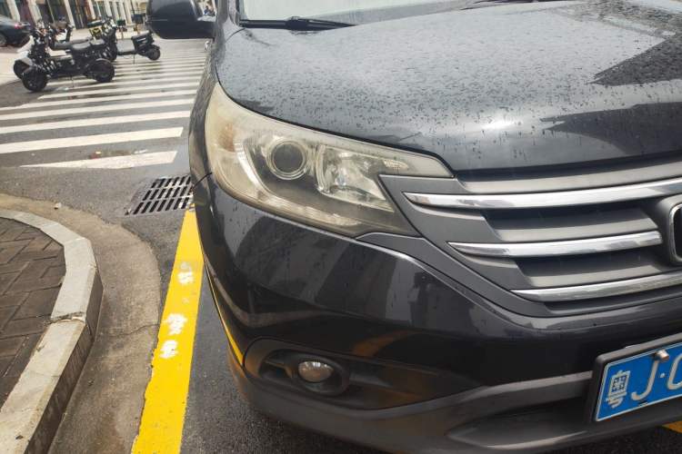 Used Honda CR-V 2012 2.4L four-wheel drive luxury version Right Front Headlight