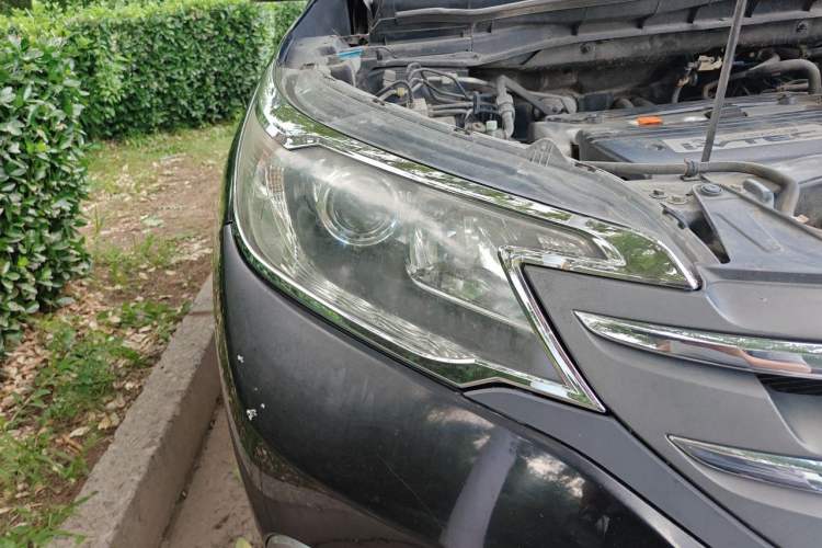Used Honda CR-V 2012 2.4L four-wheel drive luxury version Right Front Headlight