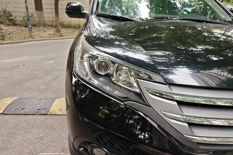 Used Honda CR-V 2012 2.4L four-wheel drive luxury version Right Front Headlight