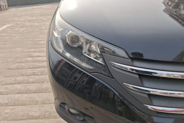 Used Honda CR-V 2012 2.0L two-wheel drive urban version Right Front Headlight