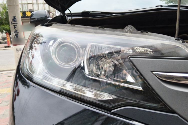 Used Honda CR-V 2012 2.4L four-wheel drive luxury version Right Front Headlight