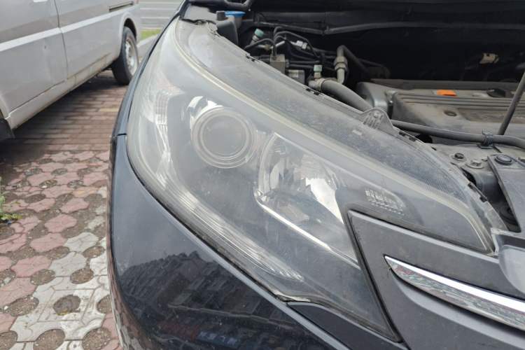 Used Honda CR-V 2012 2.4L four-wheel drive luxury version Right Front Headlight