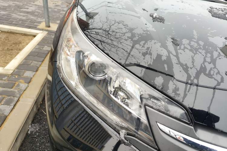 Used Honda CR-V 2012 2.4L four-wheel drive luxury version Right Front Headlight