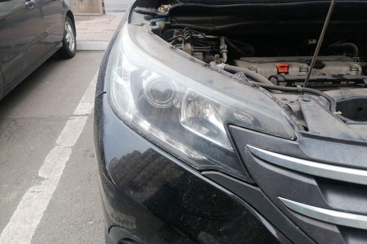 Used Honda CR-V 2012 2.4L four-wheel drive luxury version Right Front Headlight