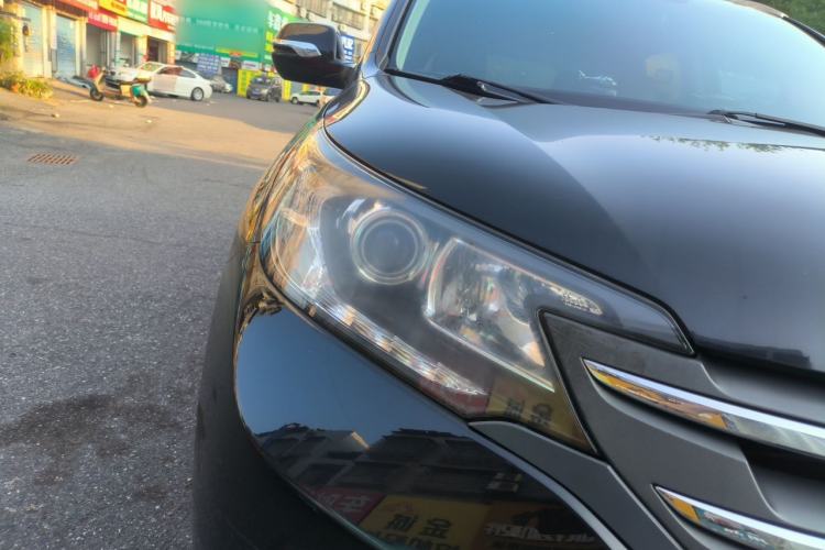 Used Honda CR-V 2012 2.4L four-wheel drive luxury version Right Front Headlight