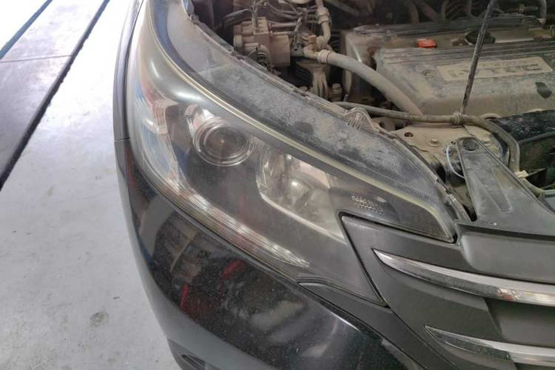 Used Honda CR-V 2012 2.4L four-wheel drive luxury version Right Front Headlight