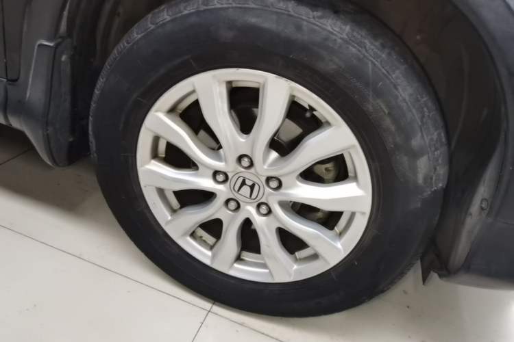 Used Honda CR-V 2012 2.0L Four-wheel Drive Classic Edition Right Front Wheel Hub