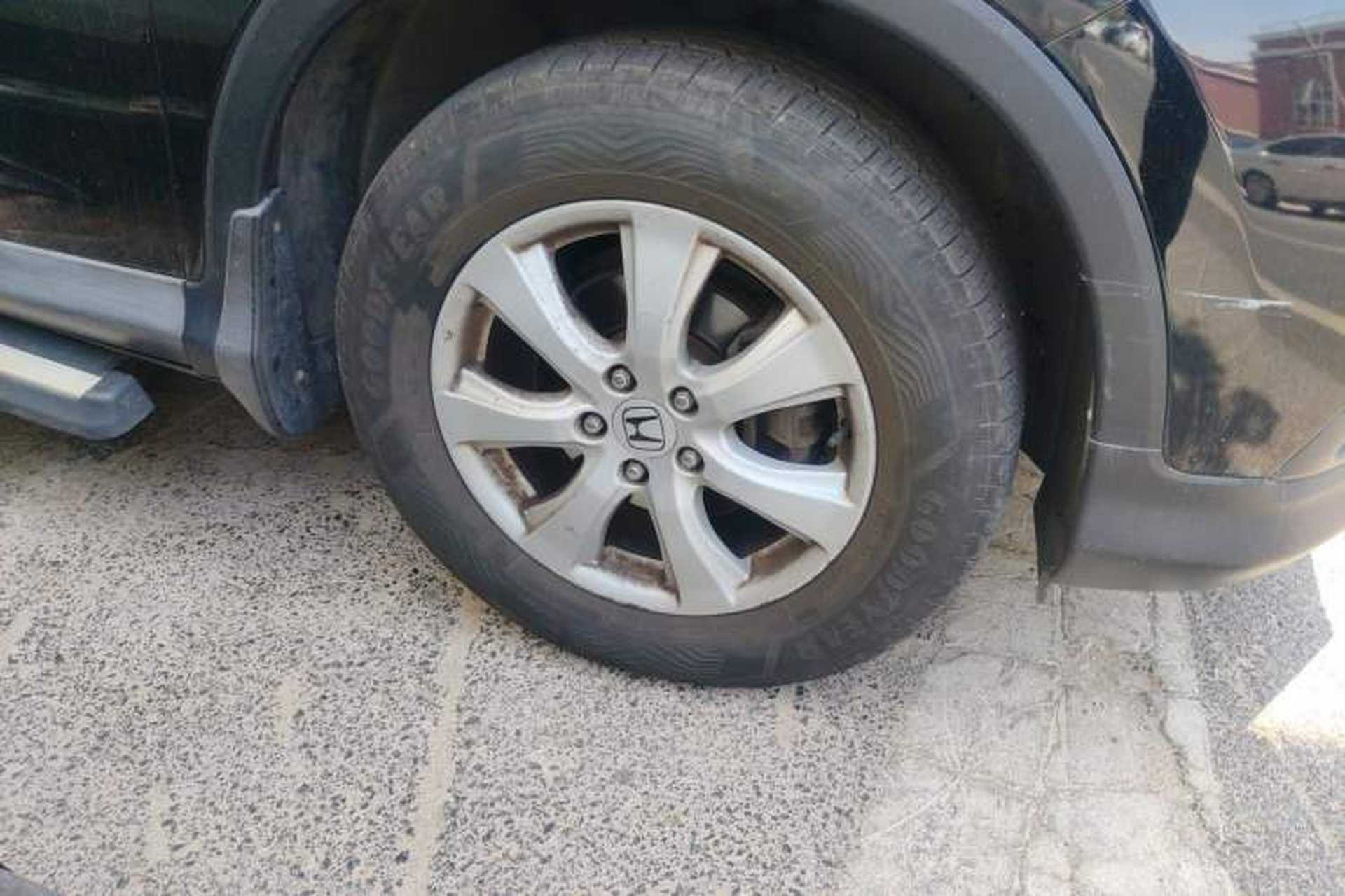 Used Honda CR-V 2012 2.0L two-wheel drive urban version Right Front Wheel Hub