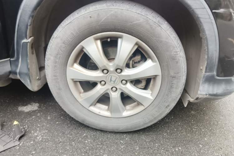 Used Honda CR-V 2012 2.0L two-wheel drive urban version Right Front Wheel Hub