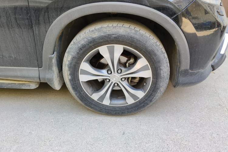 Used Honda CR-V 2012 2.4L Four-wheel Drive Prestige Edition Right Front Wheel Hub