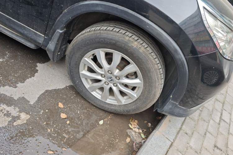 Used Honda CR-V 2012 2.0L Four-wheel Drive Classic Edition Right Front Wheel Hub