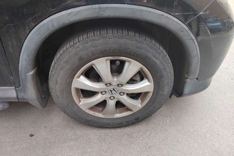 Used Honda CR-V 2012 2.0L two-wheel drive urban version Right Front Wheel Hub