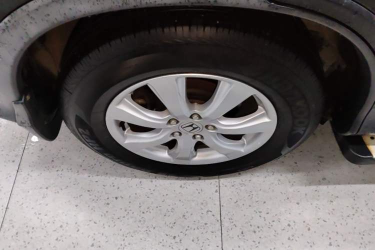 Used Honda CR-V 2012 2.0L two-wheel drive urban version Right Rear Wheel Hub