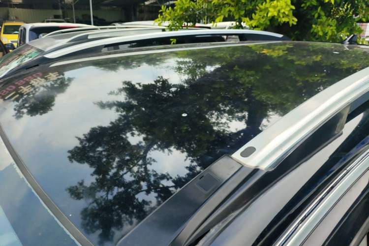 Used Honda CR-V 2012 2.0L two-wheel drive urban version Roof
