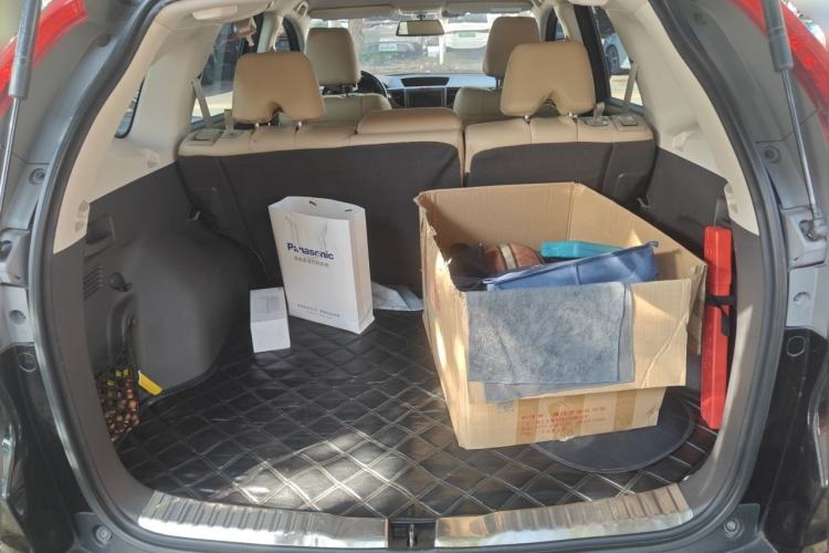 Used Honda CR-V 2012 2.0L two-wheel drive urban version Trunk