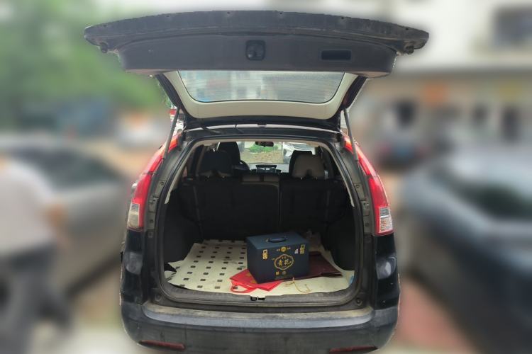 Used Honda CR-V 2012 2.0L two-wheel drive urban version Trunk