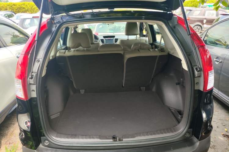 Used Honda CR-V 2012 2.0L two-wheel drive urban version Trunk