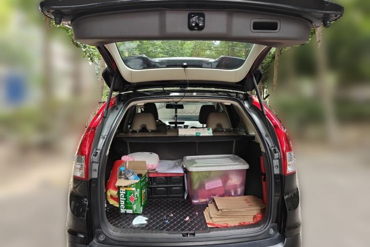 Used Honda CR-V 2012 2.4L four-wheel drive luxury version Trunk