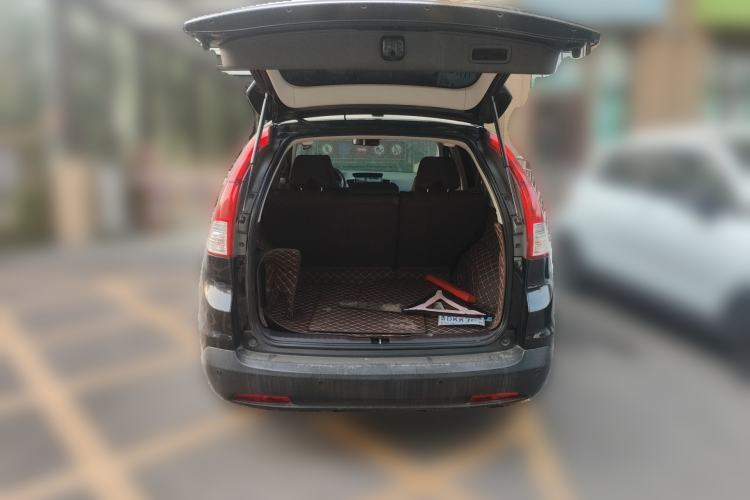 Used Honda CR-V 2012 2.0L two-wheel drive urban version Trunk