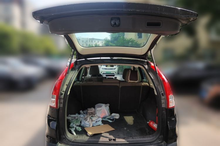 Used Honda CR-V 2012 2.0L two-wheel drive urban version Trunk