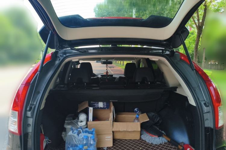 Used Honda CR-V 2012 2.4L four-wheel drive luxury version Trunk