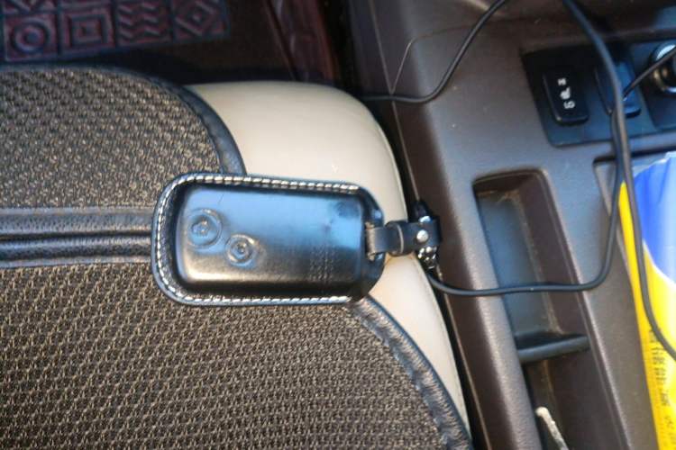 Used Honda CR-V 2012 2.4L four-wheel drive luxury version Vehicle Key