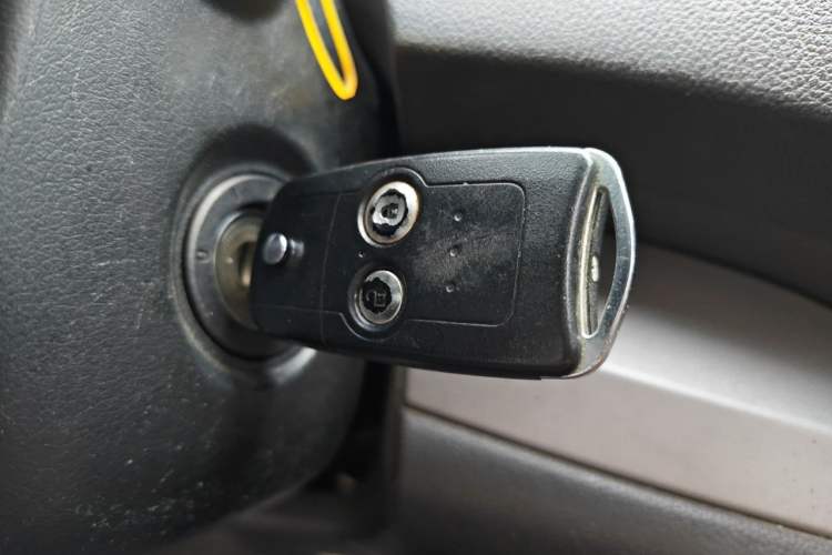 Used Honda CR-V 2012 2.0L two-wheel drive urban version Vehicle Key