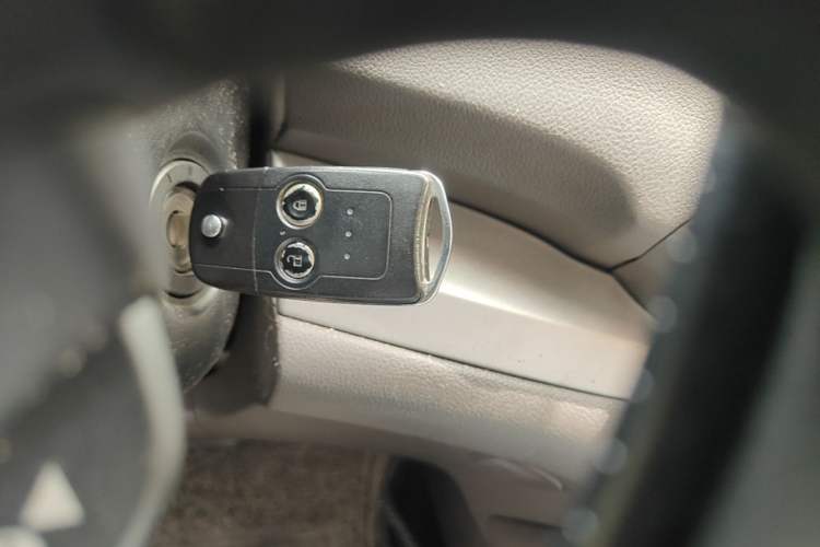 Used Honda CR-V 2012 2.0L two-wheel drive urban version Vehicle Key