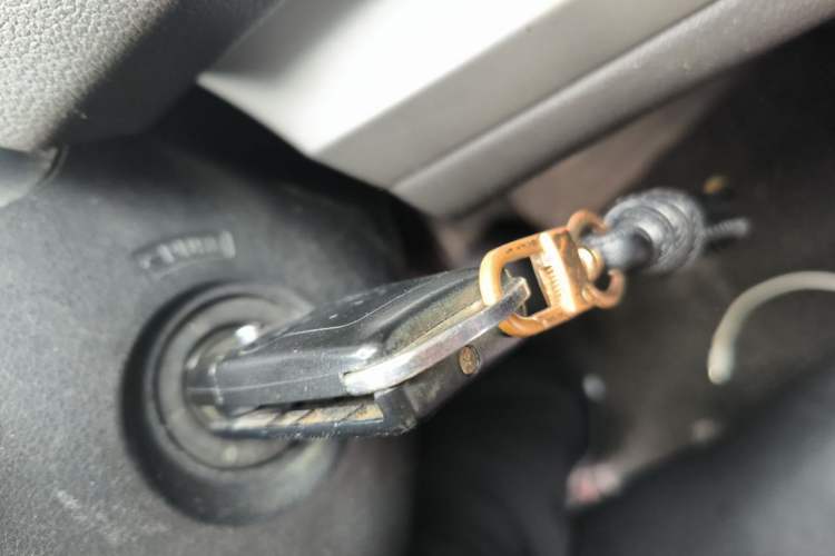 Used Honda CR-V 2012 2.0L two-wheel drive urban version Vehicle Key