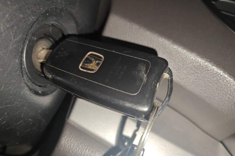 Used Honda CR-V 2012 2.0L two-wheel drive urban version Vehicle Key