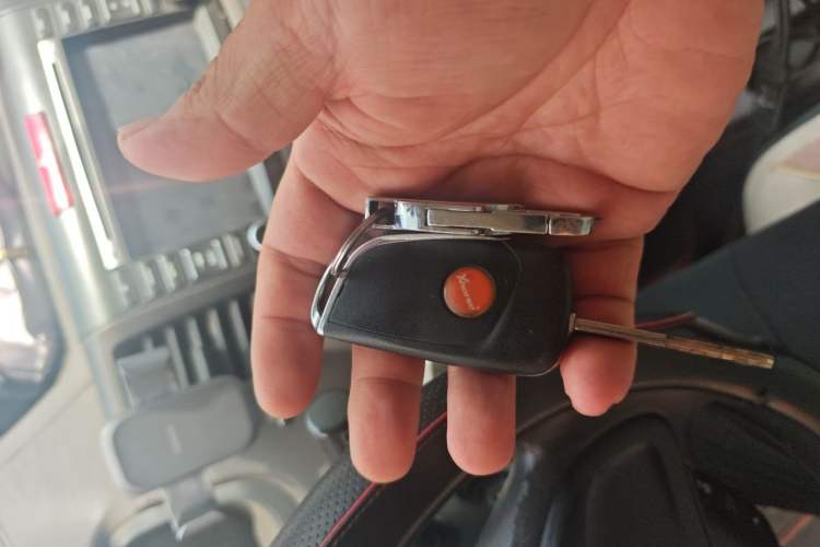 Used Honda CR-V 2012 2.0L two-wheel drive urban version Vehicle Key