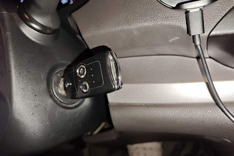 Used Honda CR-V 2012 2.0L two-wheel drive urban version Vehicle Key