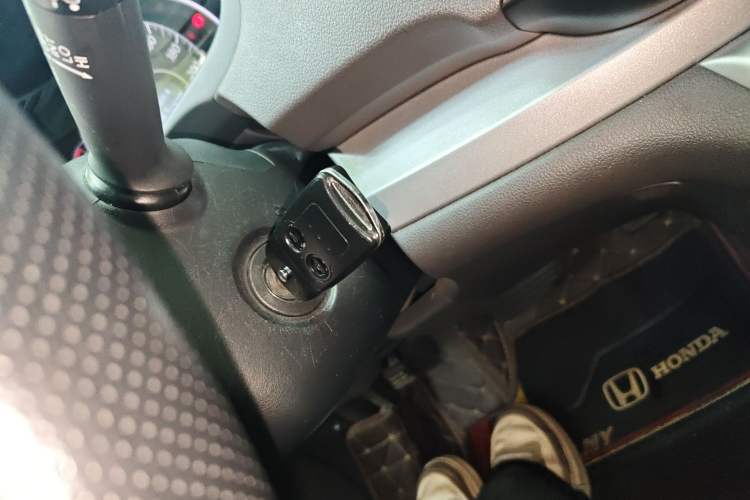 Used Honda CR-V 2012 2.0L two-wheel drive urban version Vehicle Key