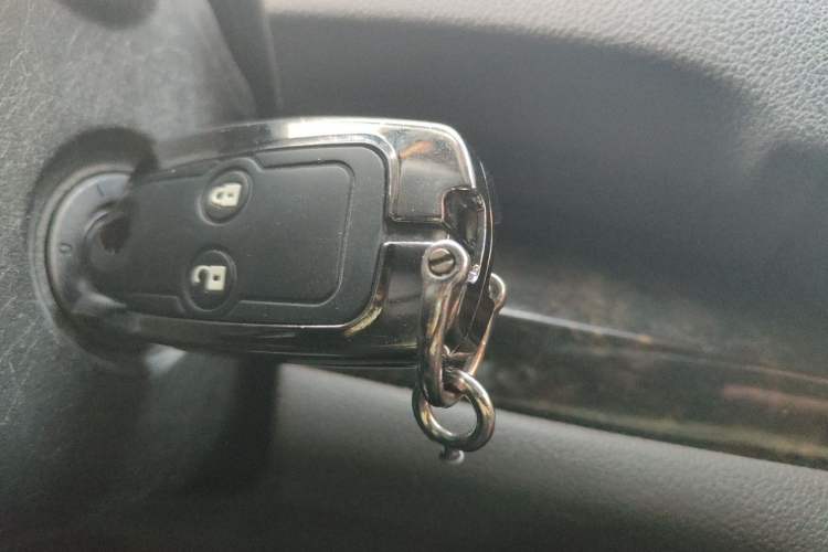 Used Honda CR-V 2012 2.0L two-wheel drive urban version Vehicle Key