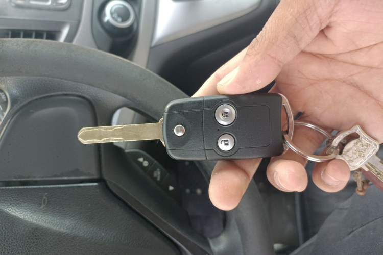 Used Honda CR-V 2012 2.0L two-wheel drive urban version Vehicle Key