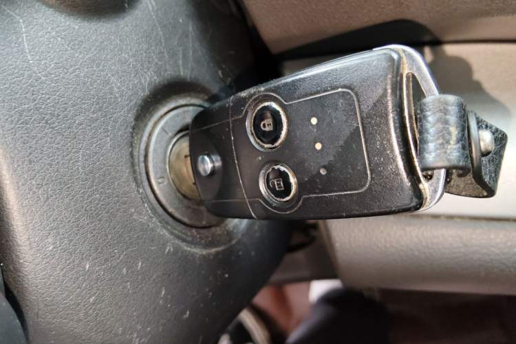 Used Honda CR-V 2012 2.0L two-wheel drive urban version Vehicle Key