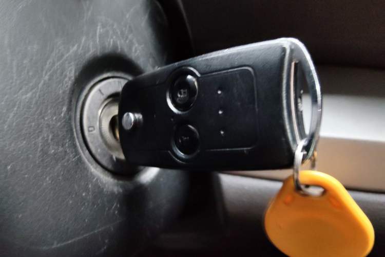 Used Honda CR-V 2012 2.0L two-wheel drive urban version Vehicle Key