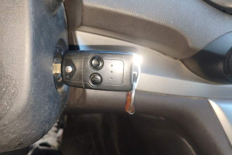 Used Honda CR-V 2012 2.0L two-wheel drive urban version Vehicle Key