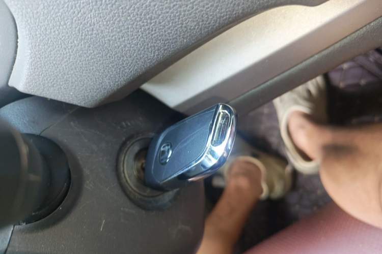 Used Honda CR-V 2012 2.0L two-wheel drive urban version Vehicle Key