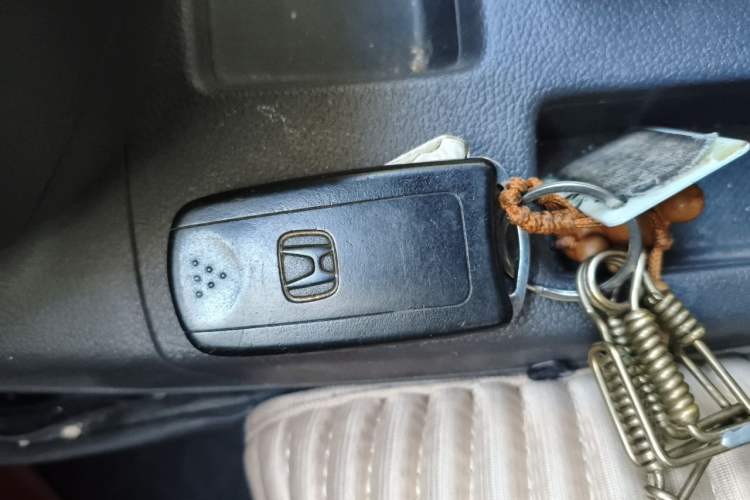 Used Honda CR-V 2012 2.0L two-wheel drive urban version Vehicle Key