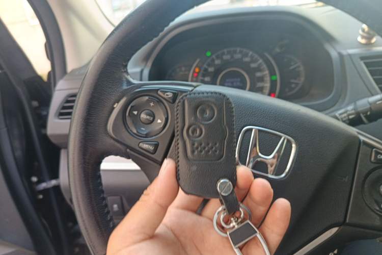 Used Honda CR-V 2012 2.4L four-wheel drive luxury version Vehicle Key