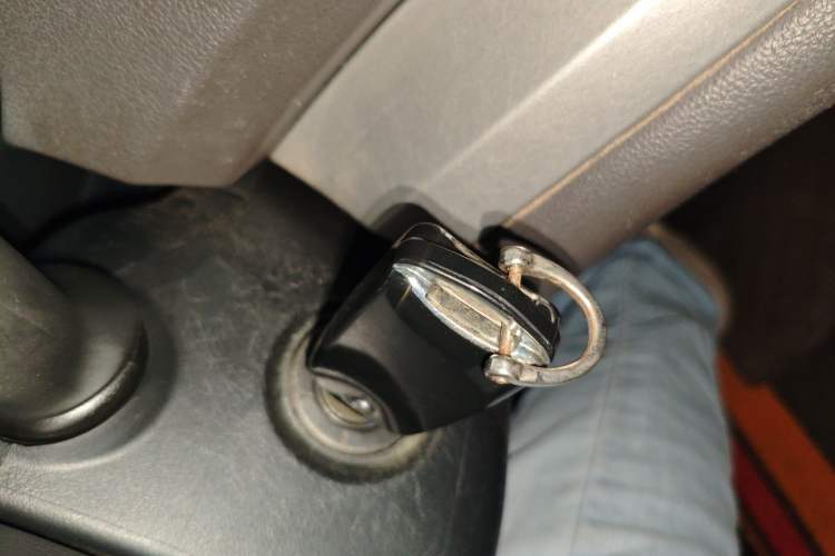 Used Honda CR-V 2012 2.0L two-wheel drive urban version Vehicle Key