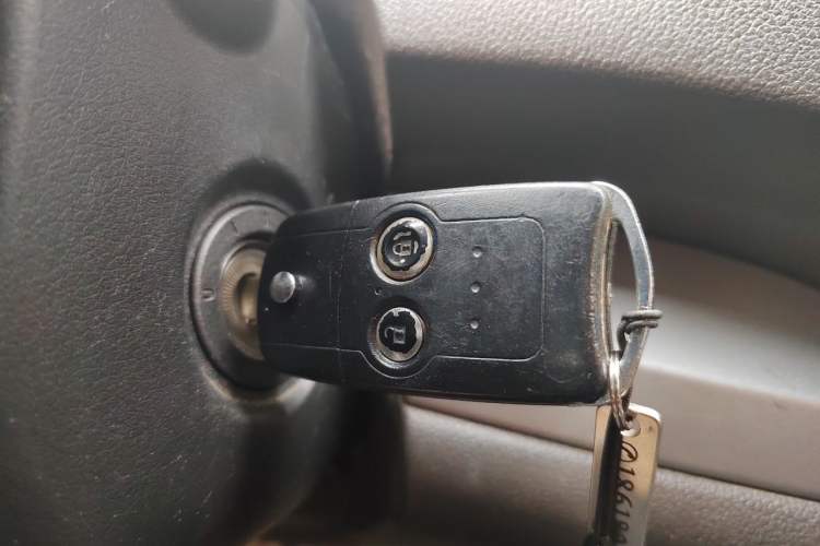 Used Honda CR-V 2012 2.0L two-wheel drive urban version Vehicle Key