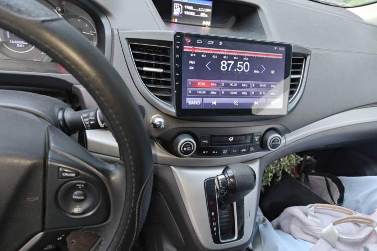 Used Honda CR-V 2012 2.4L four-wheel drive luxury version Audio And AC Panel