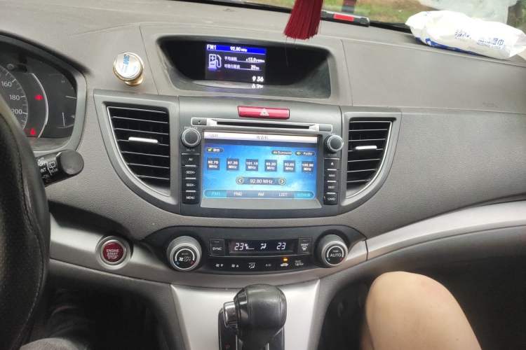 Used Honda CR-V 2012 2.4L four-wheel drive luxury version Audio And AC Panel