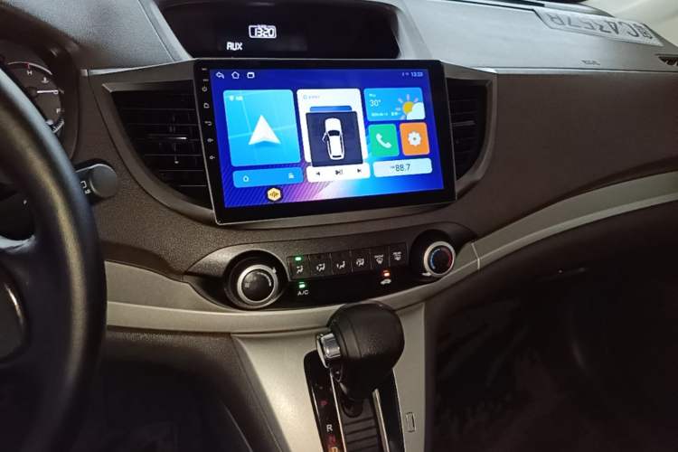 Used Honda CR-V 2012 2.0L two-wheel drive urban version Audio And AC Panel