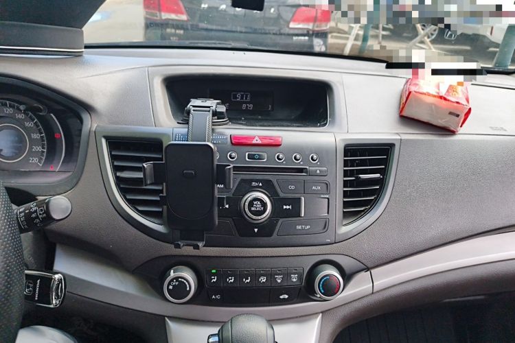 Used Honda CR-V 2012 2.0L two-wheel drive urban version Audio And AC Panel